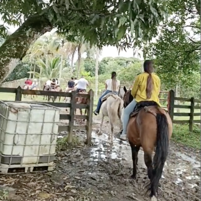 Cabalgata-Hacienda-La-Macarena6